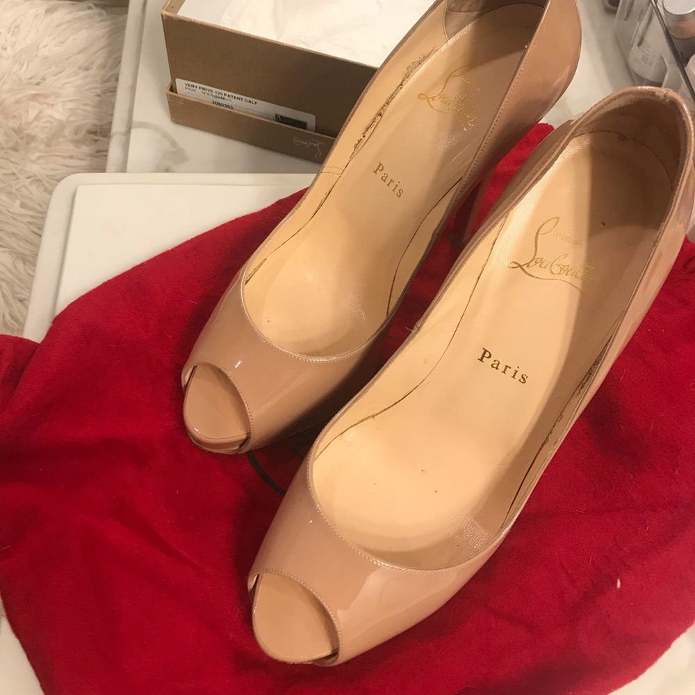Christian Louboutin Very Prive 120 NUDE